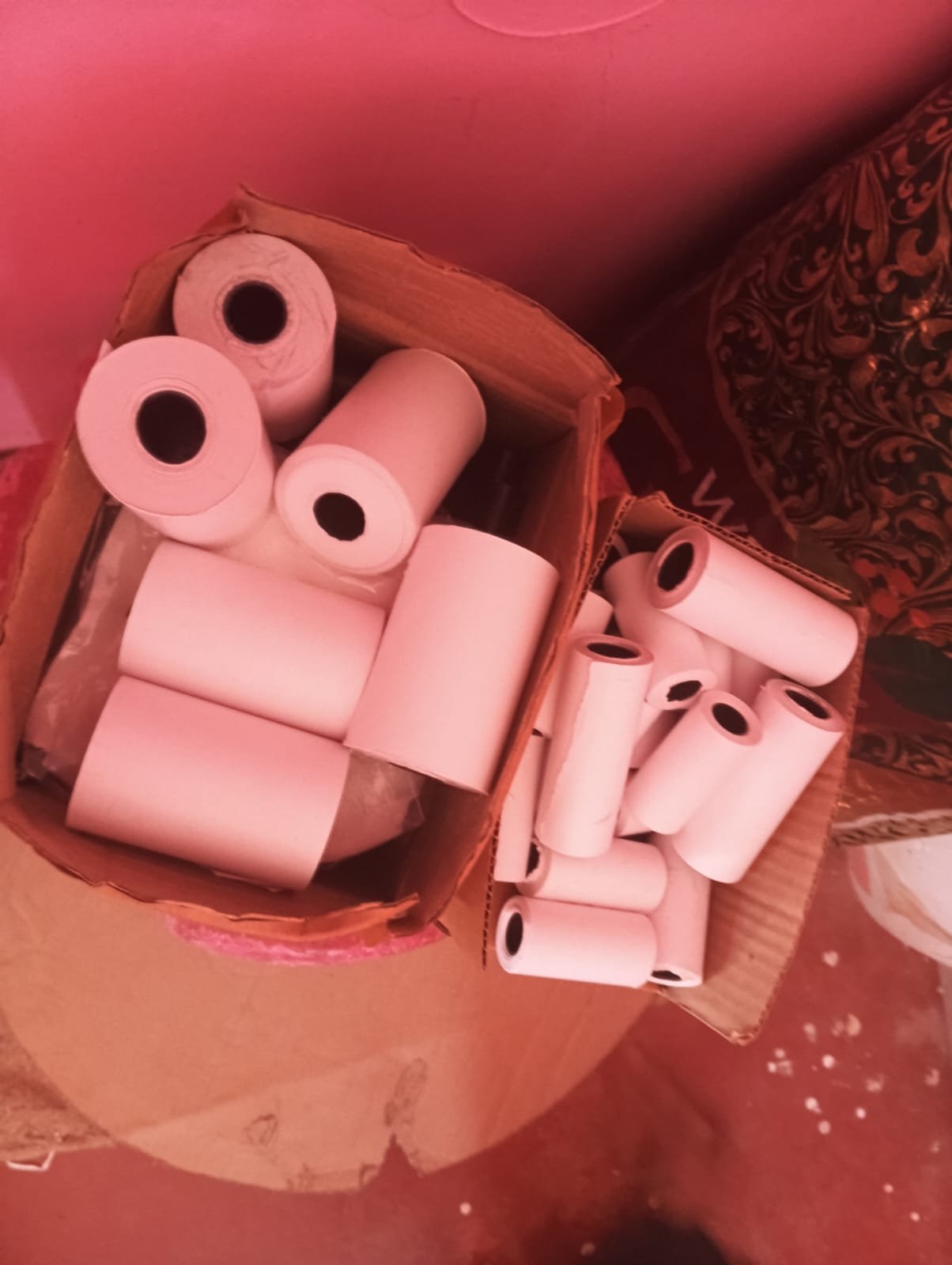 Disposable Roll Table Paper 45 rs per kg shiravanthe sagara image